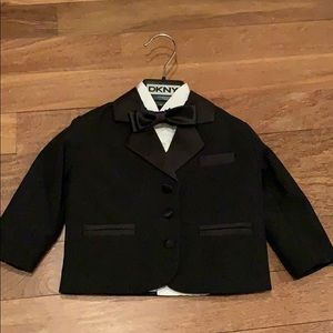 Tuxedo in Great condition!